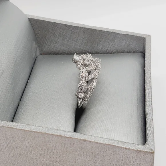 Princess Silver Ring Queen Ring Tiara Diamond Ring - Picture 2 of 5